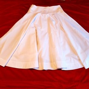 Uniqlo White Circle Skirt